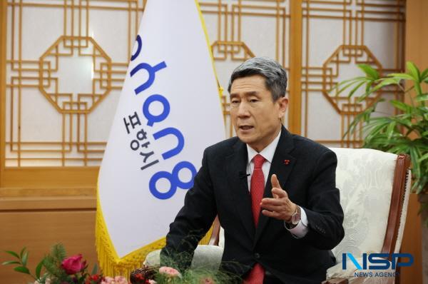 NSP통신-이강덕 포항시장이 트럼프 미국 대통령의 철강 제품 관세 부과 발표에 국내 철강산업과 경제 전반에 심각한 타격이 예상된다며 범정부 차원의 공동 대응을 호소했다. (사진 = 포항시)
