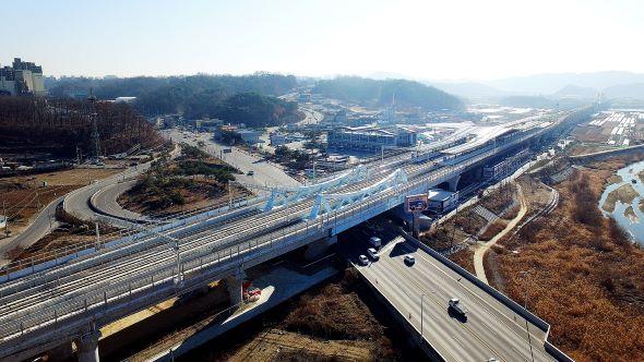 NSP통신-안동시 더 안전하고 더 편안한 도시 조성에 앞장, 사통팔달 도로․철도망 구축해 수도권 등 접근성 강화, 교통약자 위해 행복택시 수혜권 및 이용대상 확대, 안전 인프라 구축으로 재난․재해 대비 (사진 = 안동시)