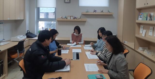 NSP통신-중대시민재해 컨설팅 모습. (사진 = 화성시)