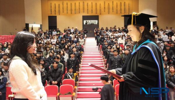 NSP통신-대구과학대학교는 28일 대학본부 5층 아트홀(Arts Hall)에서 내외귀빈과 신입생, 학부모, 재학생 등 2천여 명이 참석한 가운데 제65회 입학식을 가졌다. (사진 = 대구과학대학교)