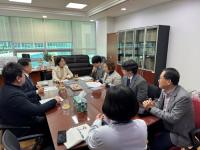 [NSP PHOTO]경기도의회 민주당 AI디지털교과서정책특위, 백승아 의원과 간담회 열려