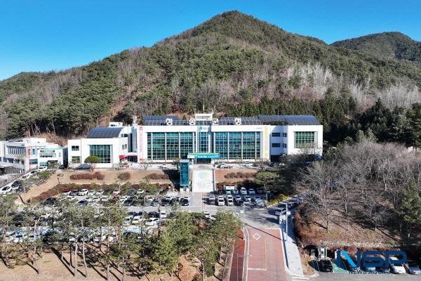 NSP통신-청송군은 집중호우와 태풍 등 자연재해로부터 군민의 생명과 재산을 보호하고 하천의 원활한 기능을 유지하기 위해 10일부터 오는 6월 10일까지 상반기 하천정비사업을 본격적으로 추진한다. (사진 = 청송군)