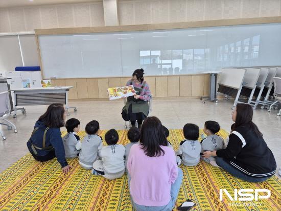 NSP통신-견학 프로그램 도서관 소풍 가는 날 운영 (사진 = 광양시청)