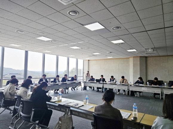 NSP통신-안동시 제26차 세계한인무역협회(World-OKTA) 세계대표자대회 및 KOREA BUSINESS EXPO ANDONG 개최 준비, 3.12. 관계기관 협의 및 행사에 안동의 색 입히다 (사진 = 안동시)