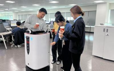 [NSP PHOTO]Hyundai Elevator, Elevator-Robot Linkage… Commercialization at Chungju Headquarters