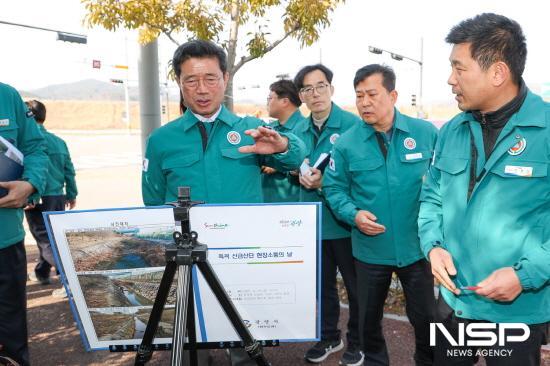 NSP통신-옥곡 신금산단 배수로 환경정비 건의 현장 방문 (사진 = 광양시청)