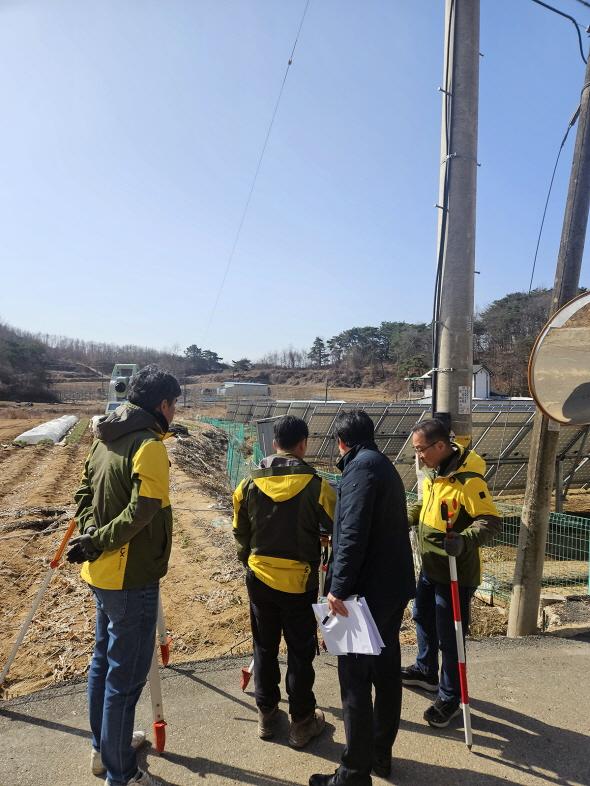 NSP통신-안동시는 2025년도 지적재조사 사업지구로 선정된 임하면 신덕지구 외 2개 지구(외하지구, 녹전원천지구)에 대해 지적재조사측량을 본격 추진한다. (사진 = 안동시)