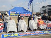 [NSP PHOTO]더민주당 순천광양곡성구례을 지역위, 윤석열 즉각파면 촉구 삭발식