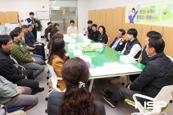 NSP통신-정인화 시장과 자유로운 질의응답 (사진 = 광양시청)