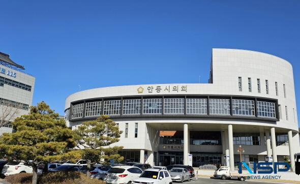NSP통신-안동시의회는 시민들이 직접 안동에 필요한 조례를 만드는 주민조례청구제도 홍보 강화에 나섰다. (사진 = 김오현기자)