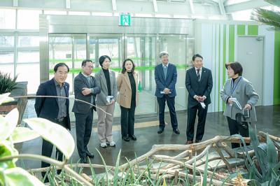 [NSP PHOTO]화성시의회 경제환경위, 농업기술센터 현장 점검