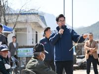[NSP PHOTO]영덕군, 배추·양배추 신형정식기 시연회 개최