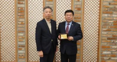 [NSP NEWS Image]이병길 경기도의원 경기도한의사회 감사패 받아