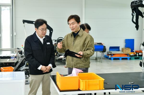 NSP통신-경산시는 2025년 경제적 위기 속에서 어려움을 겪고 있는 지역 기업들을 격려하기 위해 매월 기업을 방문하는 중소기업 기운 UP 기살리기를 추진한다고 밝혔다. (사진 = 경산시)