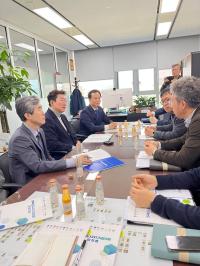 [NSP PHOTO]원강수 원주시장, 국토부에 혁신도시 활성화 공동건의문 전달