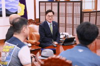 [NSP PHOTO]택배노동자 과로사 대책위, 우원식 국회의장에 감사패 수여