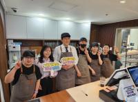 [NSP PHOTO]최대원 광양시의회 의장, 드림카페 커뮤니티센터점 일일 점장 되다