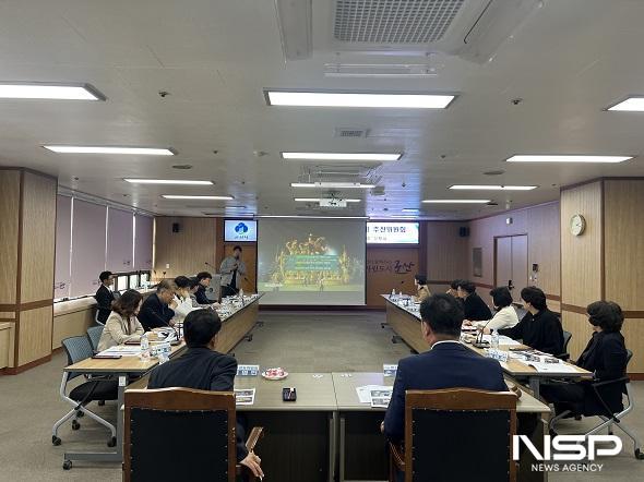 NSP통신-군산시가 지난 23일 2025년 제2차 군산시간여행축제 추진위원회를 열고, 신임 장진만 축제 총감독으로부터 올해 축제 구상과 기본계획을 보고받았다. (사진 = 군산시)