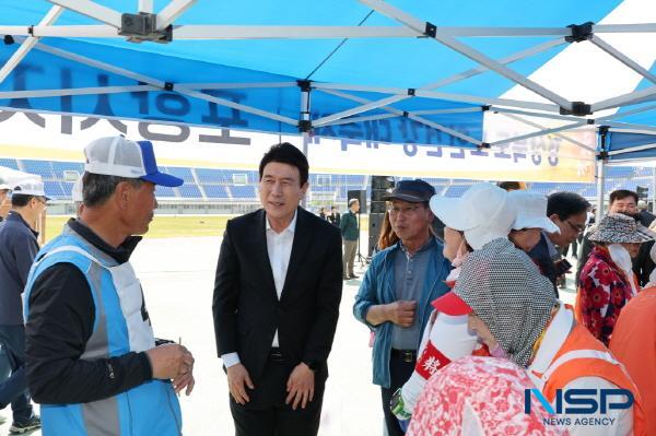 NSP통신-제5회 경상북도 노인건강 대축제가 30일 포항종합운동장 일원에서 성황리에 개최됐다. (사진 = 포항시)