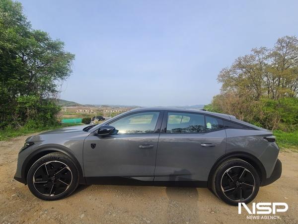 NSP통신-푸조 408 GT 모델 (사진 = NSP통신)
