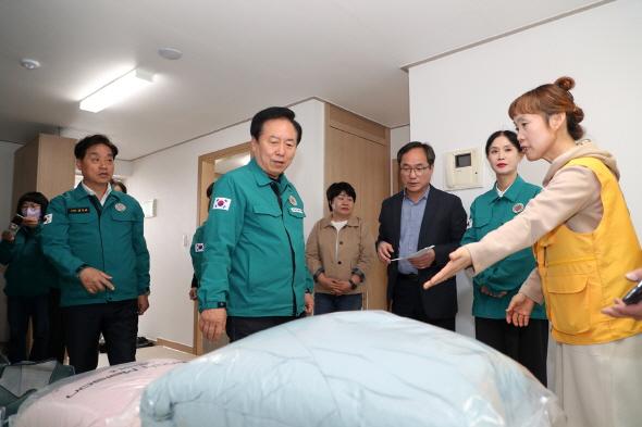 NSP통신-안동시 산불피해 이재민 공공임대주택 입주 완료, 74세대 입주민에 대한 체계적인 지원으로 불편함 없도록 노력 (사진 = 안동시)