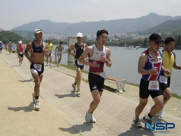 NSP통신-전국 1080여 명의 동호인 등이 참가하는 제21회 대구광역시장배 전국철인3종경기대회가 오는 11일 오전 9시 수성못 및 신천동로 일원에서 개최된다. (사진 = 대구광역시)