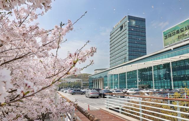 NSP통신-용인특례시청사 전경. (사진 = 용인특례시)