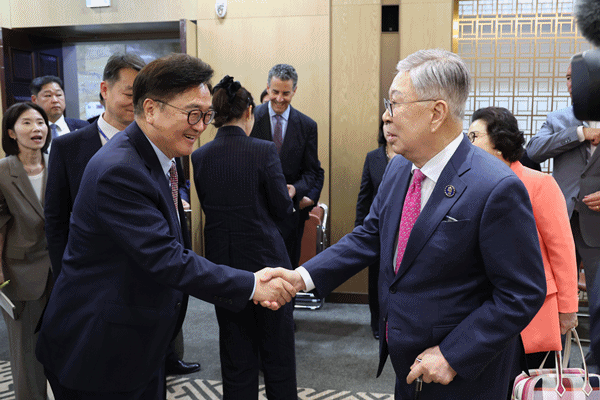 [NSP PHOTO]우원식 국회의장, 前 미국 연방하원의원 방한단 접견