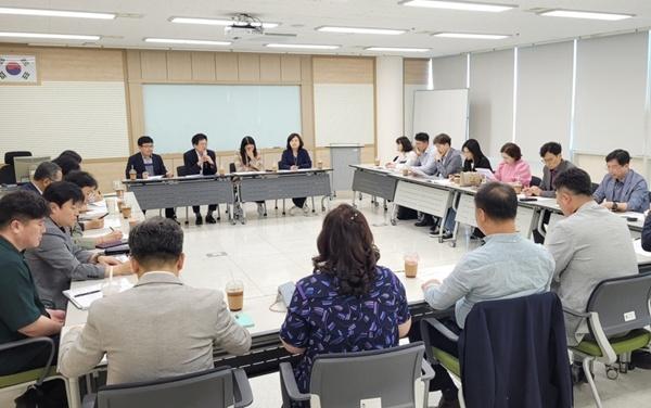 NSP통신-전남교육청이 19일 전남여성가족재단에서 개최한 학교폭력제로센터장 대책회의. (사진 = 전남교육청)