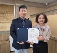 [NSP PHOTO]유영일 경기도의원, 귀인중학교로부터 감사패 받아