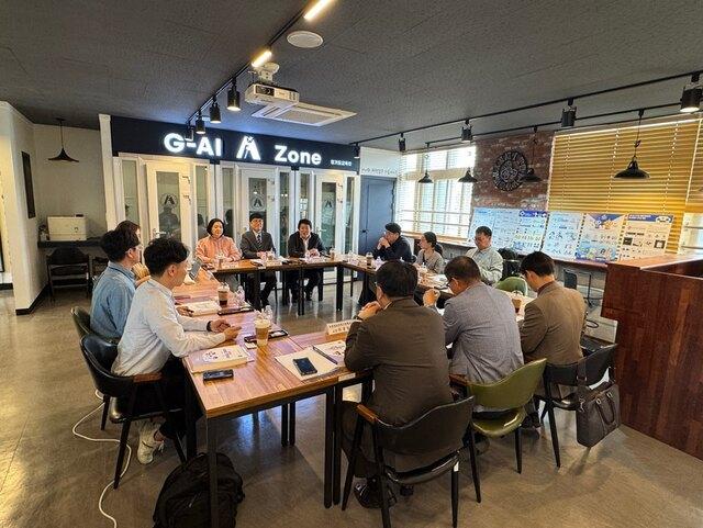 NSP통신-19일 현장실습 협의체 1차 협의회가 진행되고 있다. (사진 = 경기도교육청)
