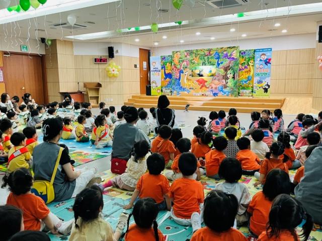 NSP통신-용인특례시 급식관리지원센터가 개최한 인형극 현장 모습. (사진 = 용인특례시)