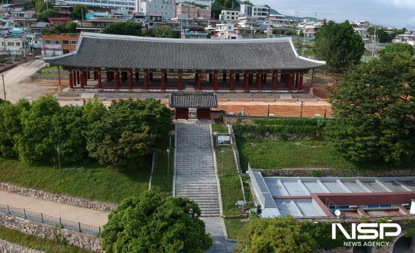 NSP통신-호국 역사의 성지 여수 진남관이 10년에 걸쳐 해체 보수공사를 마치고 개방한다. (사진 = 여수시)