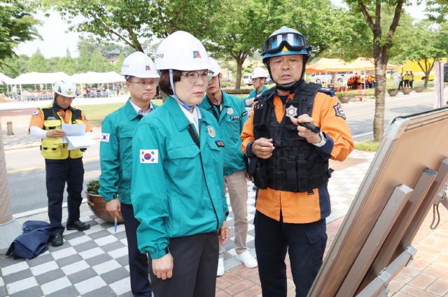 NSP통신-27일 안성시청 재난종합상황실과 안성맞춤랜드에서 2025년 안성시 재난대응 안전한국훈련이 진행되고 있다. (사진 = 안성시)