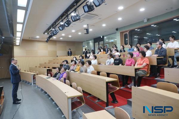 NSP통신-영남이공대학교는 지난 12일부터 30일까지 약 3주간 사회복지서비스과 성인학습자들을 위한 총장 간담회를 성황리에 마무리했다. (사진 = 영남이공대학교)