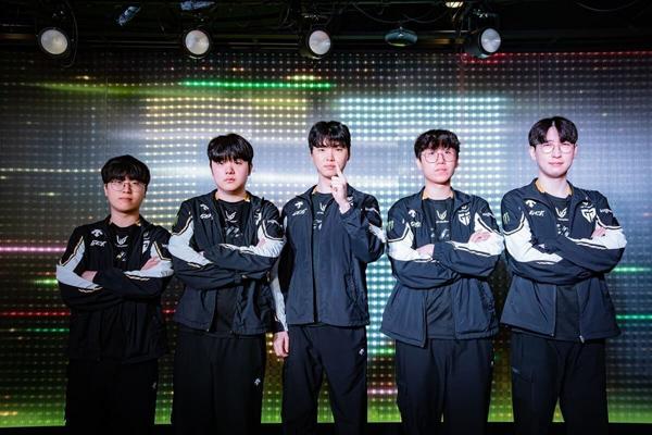 NSP통신-2025 LCK 정규 시즌 1, 2라운드를 전승으로 마무리한 젠지. (사진 = 라이엇게임즈)