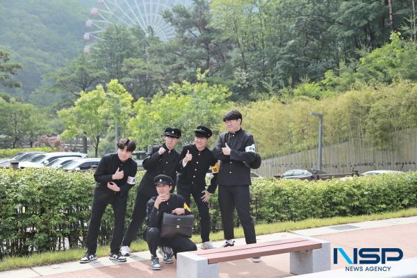 NSP통신-구미성리학역사관이 졸업사진 촬영지로 지역 청소년들에게 인기를 끌고 있다. (사진 = 구미시)