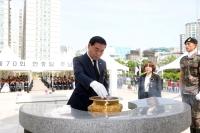 [NSP PHOTO]수원시의회, 70회 현충일 추념식 숭고한 희생정신 기려