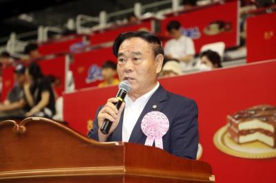 [NSP NEWS Image]이재식 수원시의회 의장, 제18회 수원배 전국바둑대축제 ‘한 수의 품격’ 나눠