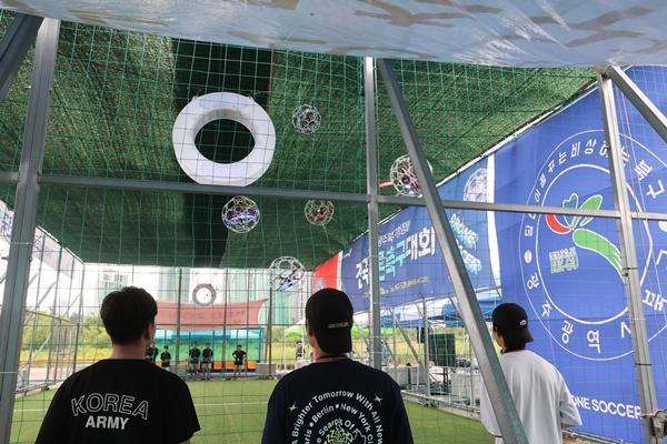 NSP통신-광주 북구가 지난 해 개최한 제4회 북구청장배 전국 드론축구대회 . (사진 = 광주 북구)
