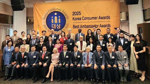 NSP통신-안동시 2025 대한민국 소비자대상 소비자친화행정부문 대상 수상, 물가안정·전통시장 활성화 등 소비자 중심 정책 인정받아 (사진 = 안동시)