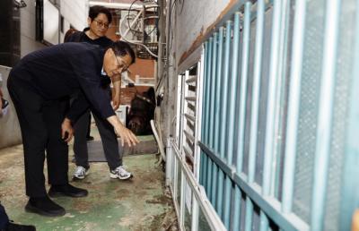 [NSP PHOTO]황상하 SH공사 사장 장마철 대비 반지하 주택안전 점검