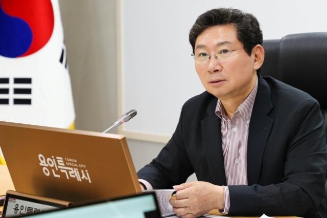 NSP통신-간부회의를 주재하는 이상일 용인특례시장. (사진 = 용인특례시)