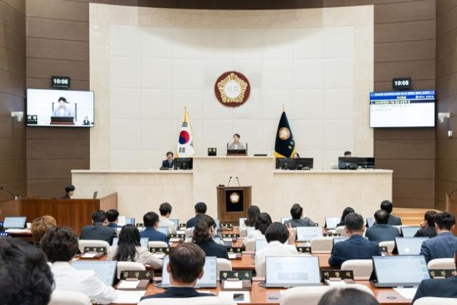 NSP통신-27일 용인특례시의회 본회의장에서 열린 제293회 제1차 정례회 제3차 본회의 모습. (사진 = 용인특례시의회)