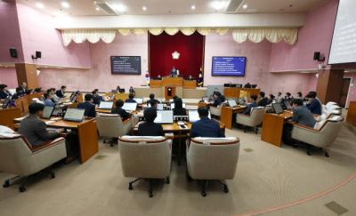 [NSP PHOTO]안양시의회 제303회 정례회 마무리