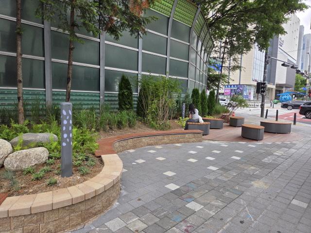 NSP통신-명지대 사거리 완충녹지 개선 후 모습. (사진 = 용인특례시)