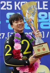[NSP PHOTO]정종진, KCYCLE 경륜 왕중왕전 우승…경륜 황제의 화려한 복귀