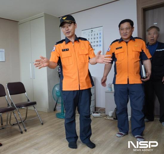 NSP통신-김옥연 광양소방서장 무더위쉼터 방문 (사진 = 광양소방서)