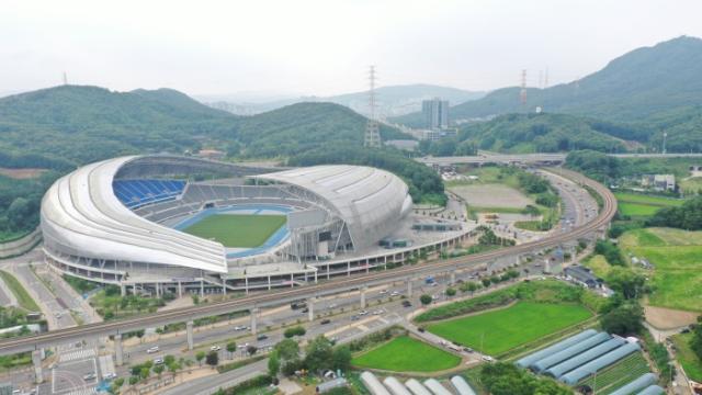 NSP통신-용인시 시민프로축구단 홈구장으로 사용될 용인미르스타디움 전경. (사진 = 용인특례시)
