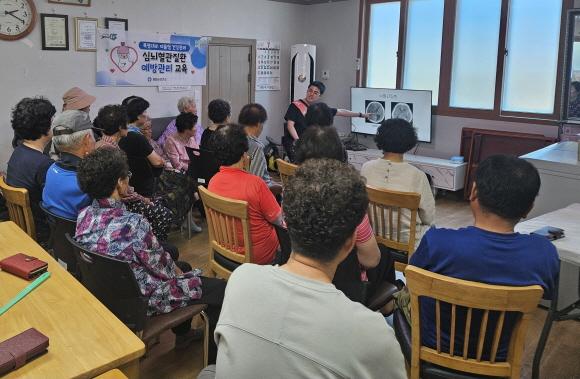 NSP통신-봉화군보건소 어르신 대상 폭염 대비 심뇌혈관질환 예방관리 교육 실시 (사진 = 봉화군)